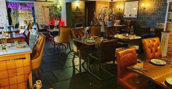 bar and restaurant pic